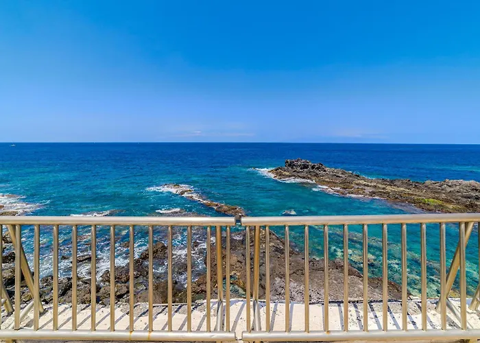 Ocean Breeze Apartment